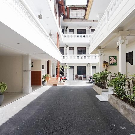 City Garden Bali Dwipa Hotel, Kuta Kuta Lombok Exterior foto